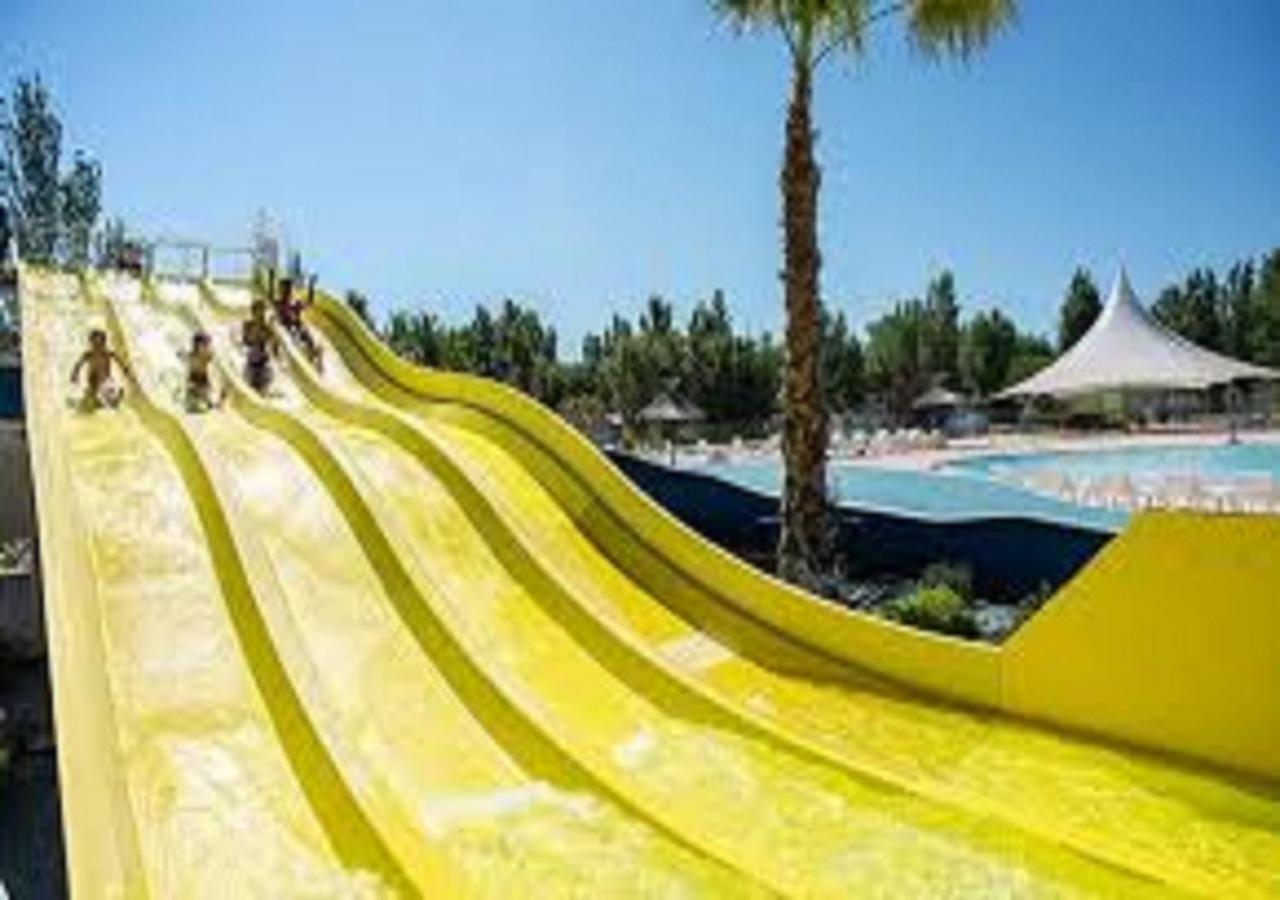 MH Empl calme- La Carabasse- Restos, Bar&Acces Plage, 3Chb, 2Sdb Vias Exterior foto